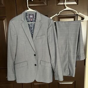Blue Gray FULL suit. Jacket 38R. Pants 32x32.